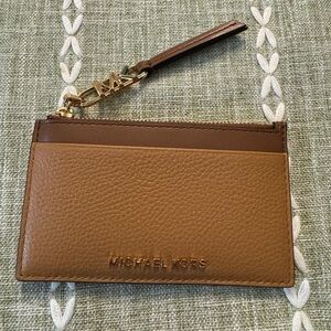 Michael Kors Empire small zip card case